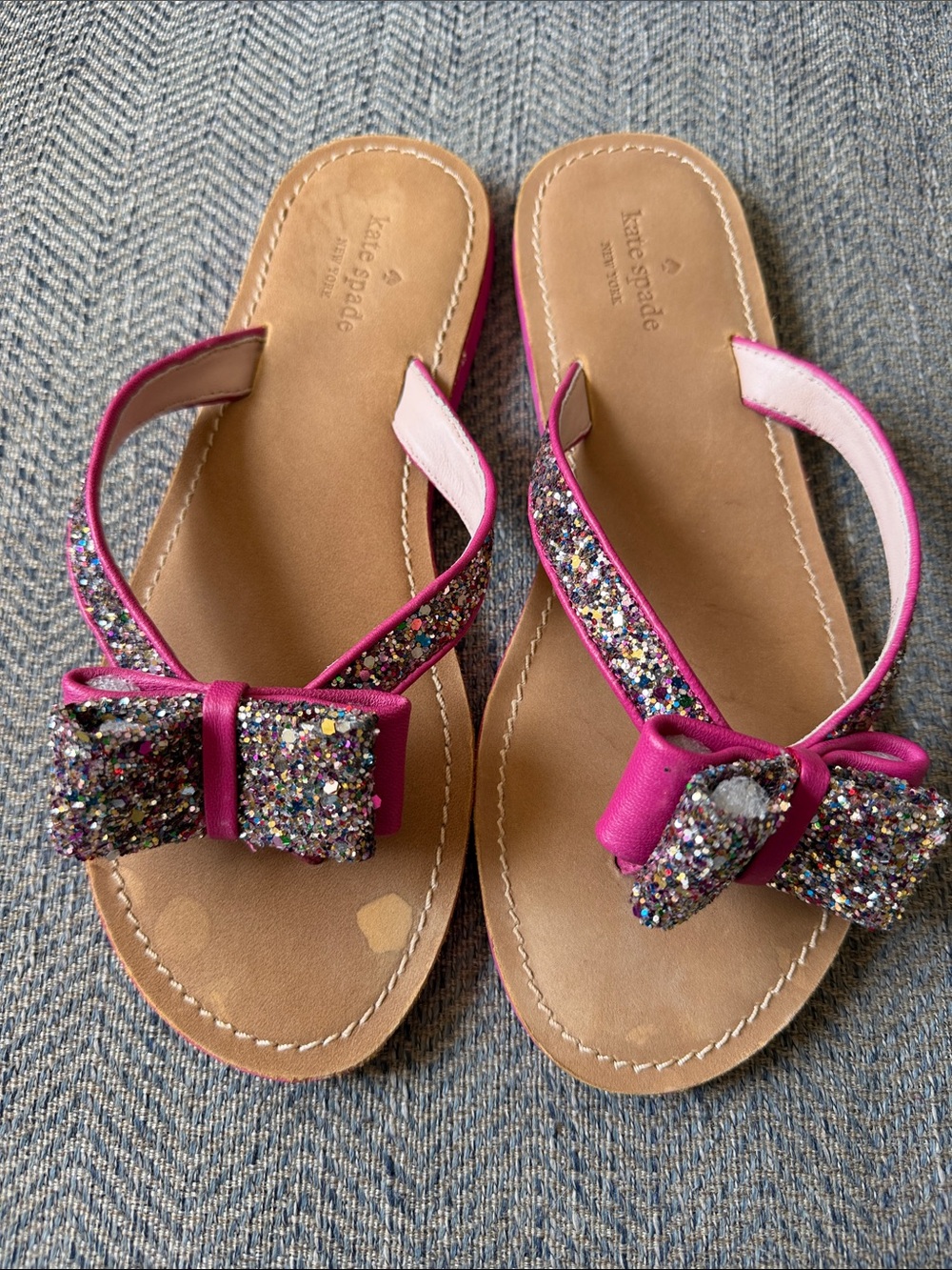 Kate Spade Icarda Glitter Bow Flip Flops Size: 8.5 M